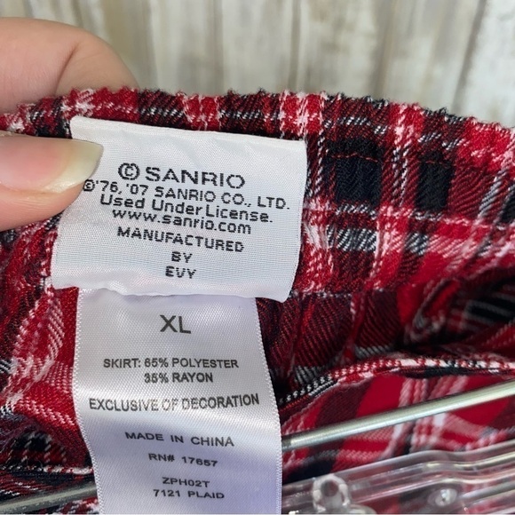 Hello Kitty Red Plaid Skirt - Picture 4 of 4